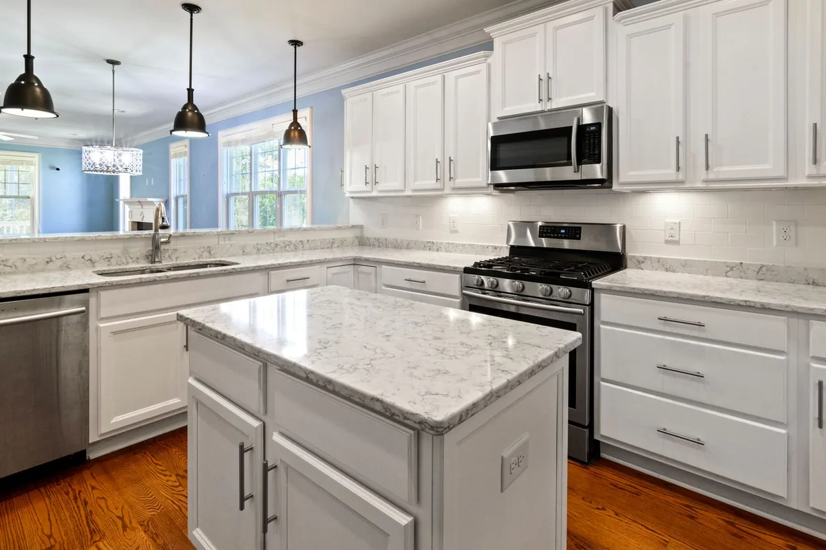 Filth & Squalor Cleanup in Jackson Heights, Tampa, FL